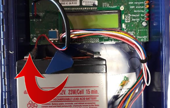 Changer la Batterie du Monitor R2-DX